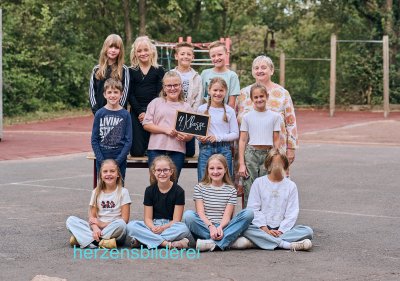 Klasse-4-bearbeitet.jpg